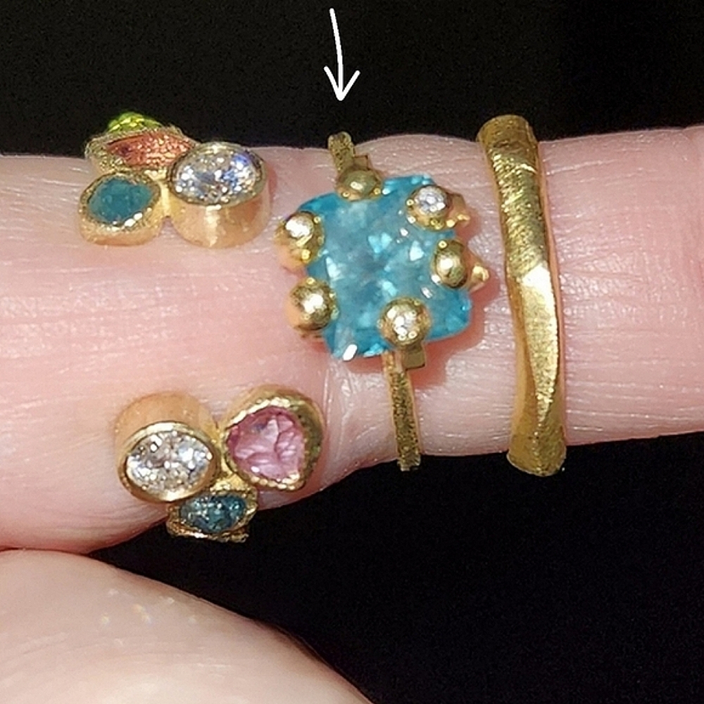 18K Yellow Gold, Blue and White Diamond Ring